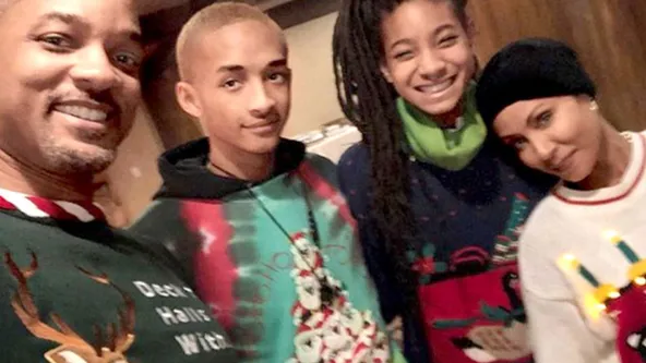 Tienes que ver cómo celebran la Navidad estos 29 famosos: ¡no te lo vas a creer!