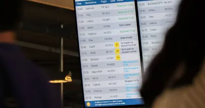 Nog altijd druk op Schiphol, maar luchthaven verwacht verbetering