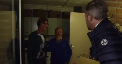Zieke en afgekeurde man krijgt de verrassing van zijn leven van Winston Gerschtanowitz.. Wat fantastisch!