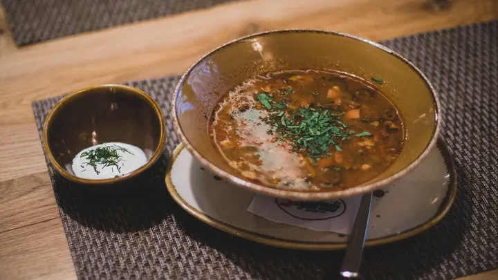 Deze gerechten kun je het beste eten tijdens koud en nat weer