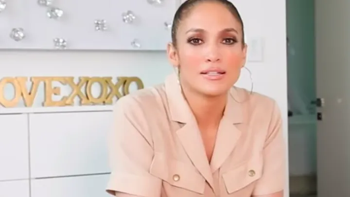 12 pictures demonstrating that J.Lo can’t possibly be 51 years old