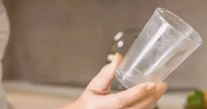 You can clean cloudy glasses with this simple cleaning tip