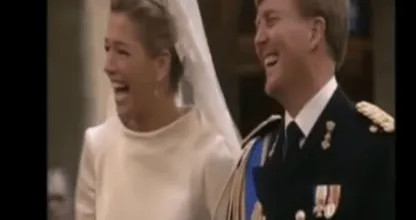 Weer een hilarische Lucky TV: Koning neemt per ongeluk andere film over trouwvideo op...