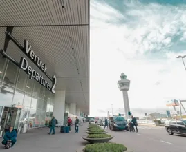 Schiphol heeft moeite met het vinden van nieuw personeel