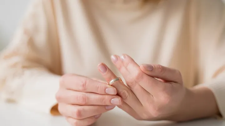 Le grand-père de cette femme est décédé et vous ne croirez jamais l’héritage effrayant qu’elle a reçu