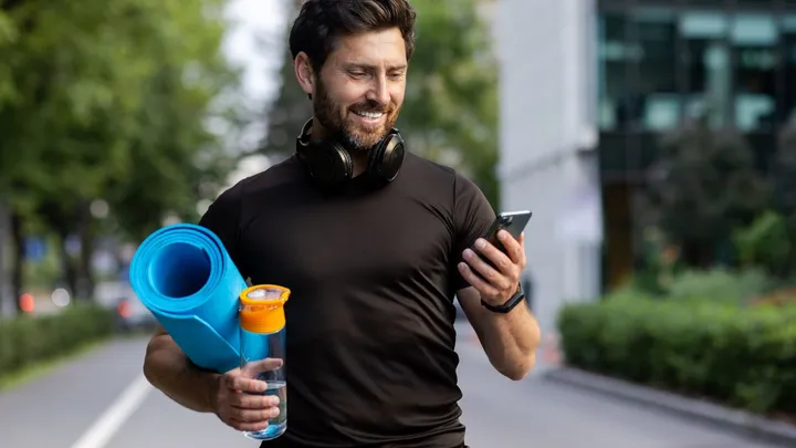 Waarom je telefoon de beste fitnesscoach is die je nooit hebt ontmoet