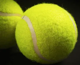Hai dolori al collo o alle spalle? Prendi una pallina da tennis!