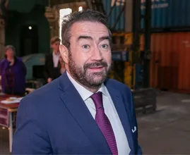 Marc van der Linden met herseninfarct naar het ziekenhuis
