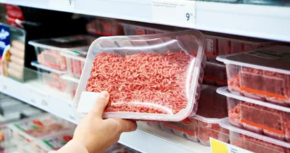 Heftige plaatjes op vlees om verkoop te verminderen? 'Werkt bij roken ook niet’