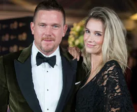 Trotse vader Johnny de Mol openhartig over zoon: ‘Het gaat supergoed’