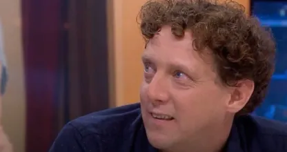 Kijkers ontroerd door emotionele Jochem Myjer in Beau