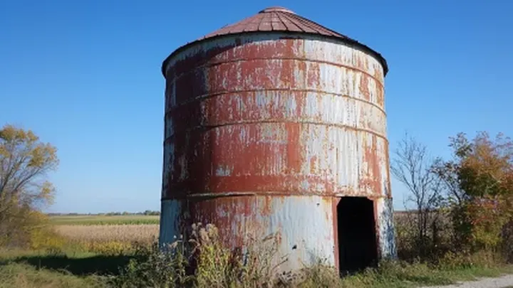 This Elderly Lady Lives in an Old Grain Silo - Don't Judge Until You See Inside!