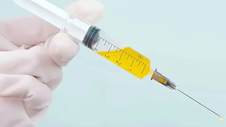 Αυτοί οι εργάτες βρήκαν ένα γιγάντιο φίδι - Δεν θα πιστέψετε τι βρήκαν μέσα!