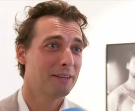Thierry Baudet laat andere kant zien én is openhartig over zijn liefdesleven