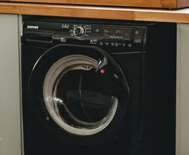 Volgens experts moet je een wasmachine op deze manier schoonmaken