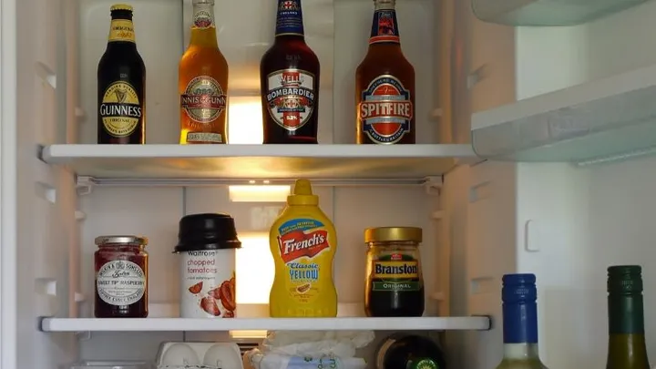Welche Würzsoßen gehören in den Kühlschrank? Welche nicht? Wir wissen es!