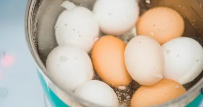 Ne jetez jamais l’eau après avoir fait bouillir des œufs – la raison est ingénieuse !