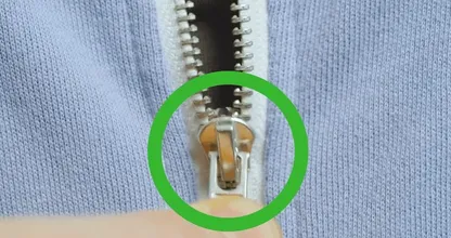 Wil je rits niet meer open of dicht? Probeer dit trucje dan eens, je hebt het wondermiddel al in huis!