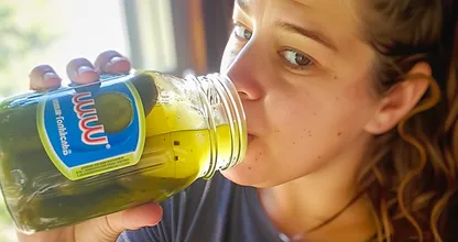 Wat gebeurt er als je elke dag augurken eet en het sap drinkt? Dit zijn de voordelen!