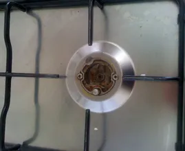 Cleaning the gas burners on your stove? It's a tedious job but we have the solution!