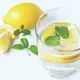 Boire de l'eau citronnée l’estomac vide? Faites-le! Voici la raison...