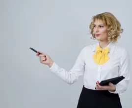 Usar estas 7 palabras te hace parecer más inteligente en una conversación