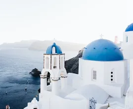Op vakantie naar Griekenland? Zo gaat dat precies in z'n werk