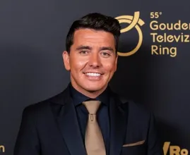 Jan Smit verrast volgers met sexy foto