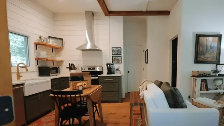 This 27-year-old lady is living in a house of only 290 sq. ft., but when you see the inside you’ll want to live there!