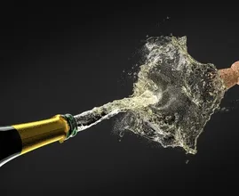 Waarom is de onderkant van een fles champagne altijd hol?