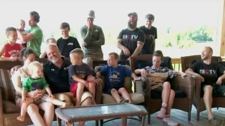 Extraordinary: American couple welcomes a daughter after 14 sons