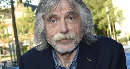 Johan Derksen (72) stopt volgend jaar met televisie: 'Ik ga het niet missen'