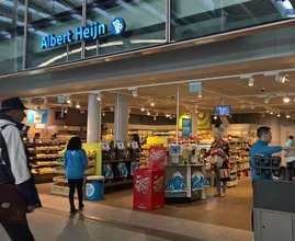 Grote kassastoring bij Albert Heijn: helft van filialen in het land gesloten