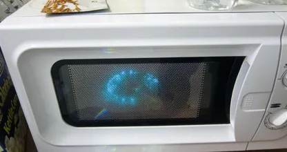Microwave ovens are bad for your health: true or false? We've got the answer!