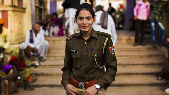 30 beautiful women from around the world
