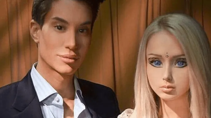 Ce n’est pas une poupée Barbie - C’est un vrai être humain !