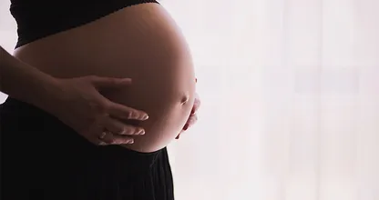Vrouw wil geen bezoek na bevalling: ‘Alleen mijn man en moeder’