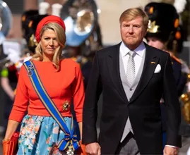 Koning verdient in 2022 voor het eerst meer dan 1 miljoen euro
