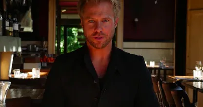 Dit gaat wel heel ver: Thijs Römer maakt Albert Verlinde met de grond gelijk in bizar bericht!