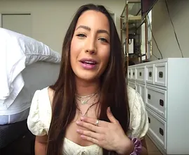 YouTube-ster onder vuur na mishandeling hond in eigen video