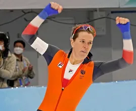 Gouden dag voor Ireen Wüst op Spelen en veel diskwalificaties