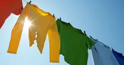 Zo voorkom je dat je kleding hun kleur niet verliest! Simpel, eenvoudig en spotgoedkoop!