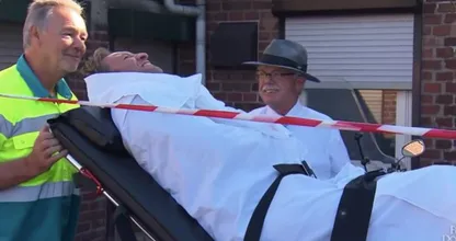 Kijkers lachen zich rot door dit fragment uit Mr Frank Visser Doet Uitspraak
