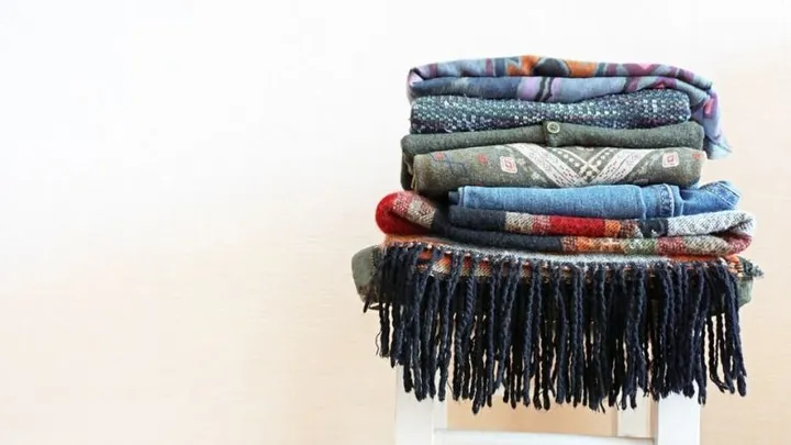 Winterkleding uit de kast? Met deze tips krijg je die muffe geur eruit