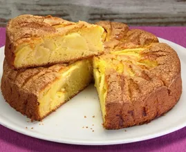 Dieser beschwipste italienische Apfelkuchen bringt das Kaffeekränzchen in Schwung!