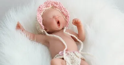 Het lijken hele kleine baby's, maar kijk eens vanaf wat dichterbij! Heel erg knap!