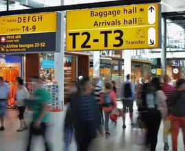 Flug verspätet oder ausgefallen? Diese Rechte stehen dir zu