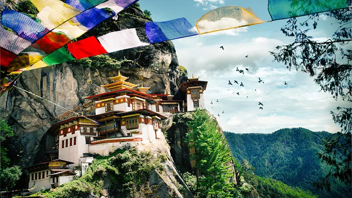 20 Amazing Places Around The World