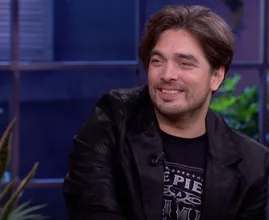Waylon pleit ook voor mannen voor body positivity en deelt eerlijke foto van zijn lichaam