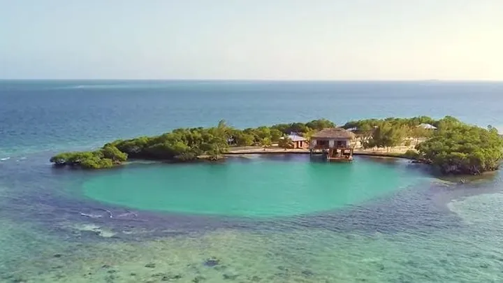 Schon Pläne für den Sommer?Wie wärs mit dieser privaten Insel, die ist nämlich zu vermieten!